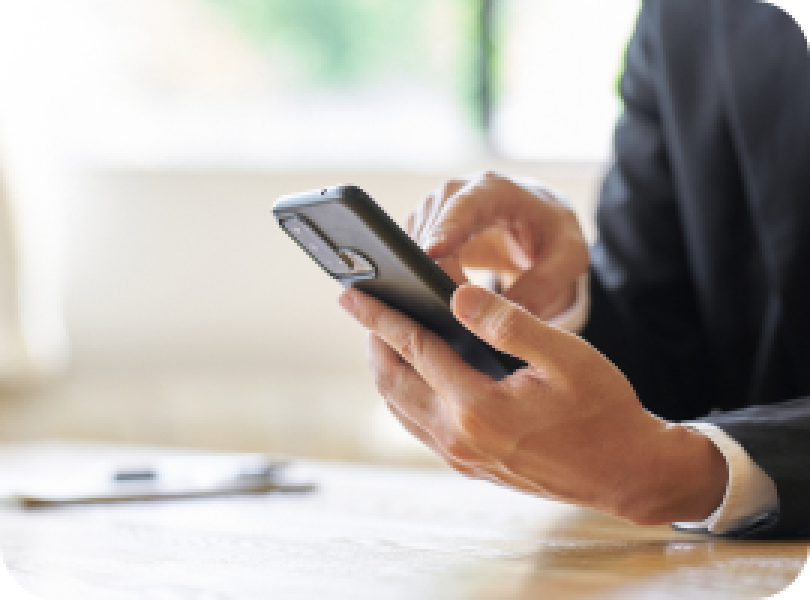 スマートフォンで出退勤管理